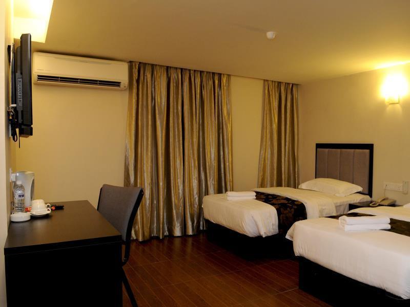 Kk Waterfront 3* Kota Kinabalu